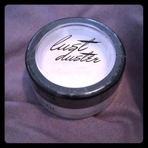 Benefit Lust Duster sparkly loose eyeshadow